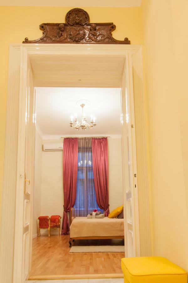 New York Palace View Apartment Boedapest Buitenkant foto